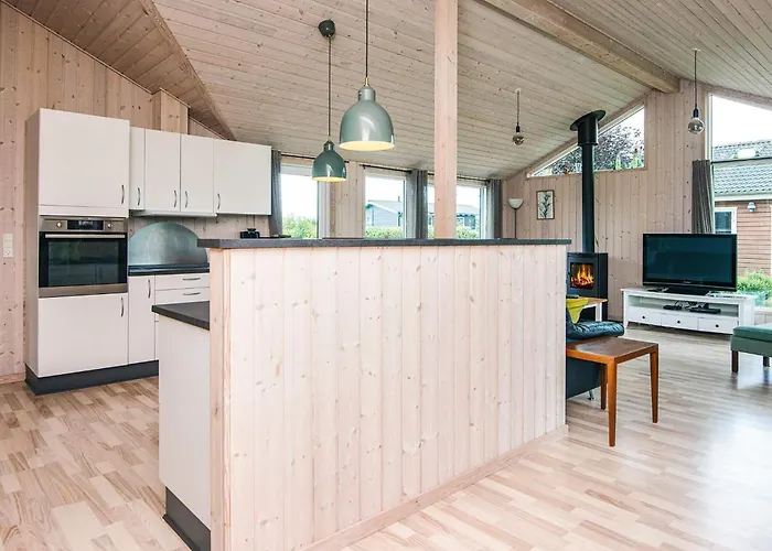 10 Person In Tatil Evi Ansager